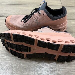 On Running
Cloudutra mesh-panel lace-up sneakers